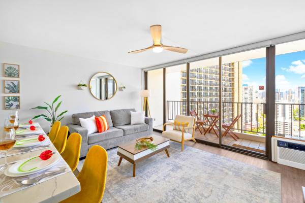 Nella foto è visibile l'oggetto Stylish Waikiki Gem with Ocean View and Free Parking! situato nella città di Honolulu.