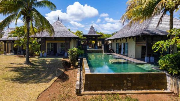 Na zdjęciu widoczny jest obiekt Villa Ascocenda by Oazure położony w mieście Chemin Grenier.