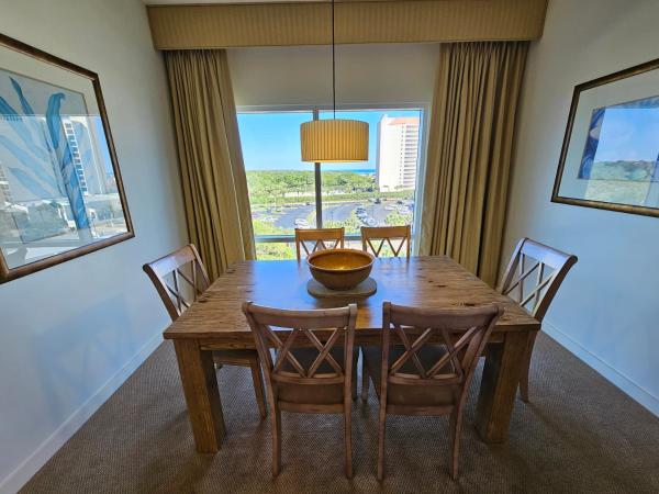 A la foto es mostra l'objecte Luau 6531 in Sandestin by Skis and Seas Florida Beach Rentals 1 BR Beach Views situat a la ciutat de Destin.