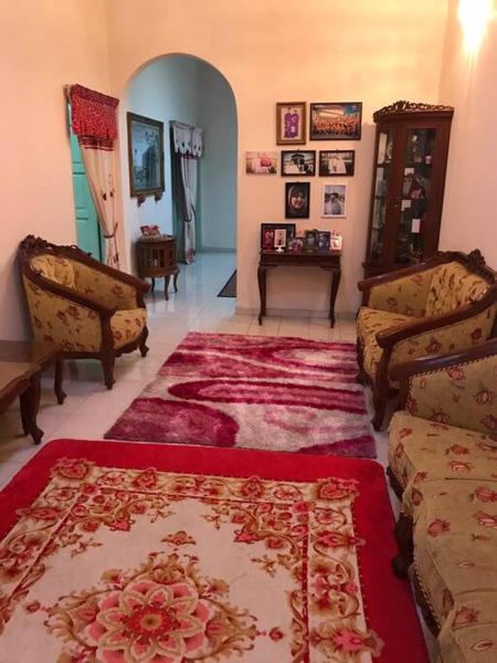 Hajjah Homestay Muar - Muar