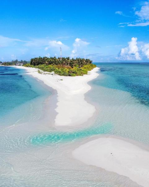 На фото показан объект Oasis Village Fenfushi, Maldives, расположенный в городе Fenfushi.