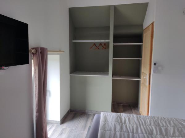 A la foto es mostra l'objecte Les gîtes de Louise situat a la ciutat de Archignac.