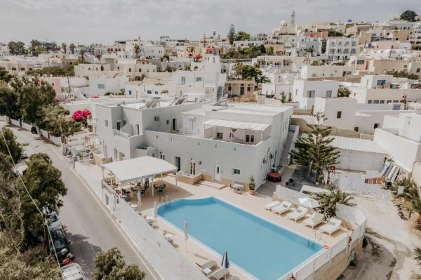 A la foto es mostra l'objecte Hotel Thirasia situat a la ciutat de Fira.