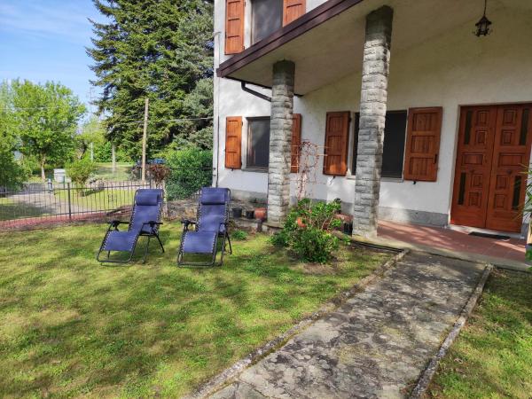 Na zdjęciu widoczny jest obiekt Villetta con giardino położony w mieście Vimignano.