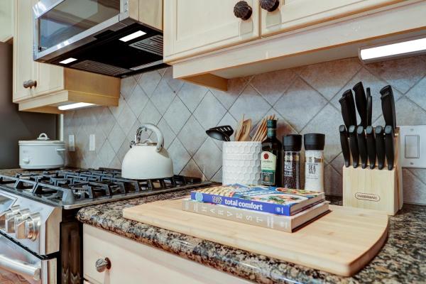Foto 9: Spacious & Intimate Townhome near TMC/NRG Stadium/Rice Village