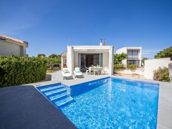 På billedet ses objektet Holiday Home Moru by Interhome beliggende i byen Riumar.