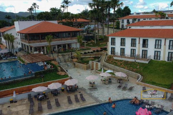 A la foto es mostra l'objecte Resort Quinta Santa Bárbara OFICIAL situat a la ciutat de Pirenópolis.