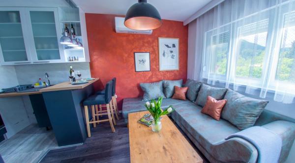 A la foto es mostra l'objecte Candy Loft Apartment situat a la ciutat de Mostar.