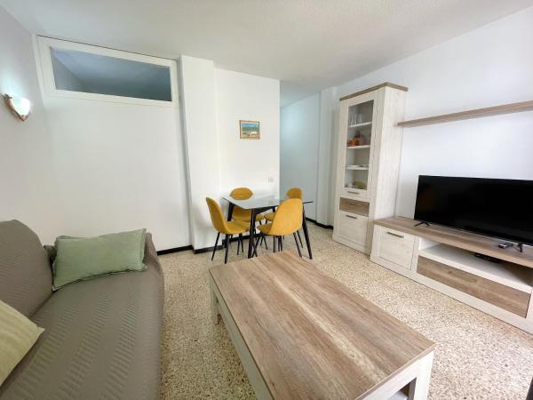 アパートメント バルコニー付 — 45 m² - Edificio Playa