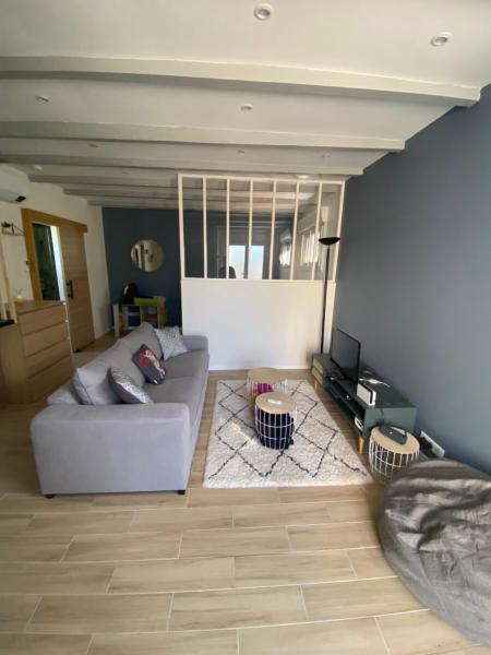 A la foto es mostra l'objecte Tiny-house chez l'habitant situat a la ciutat de Lautrec.