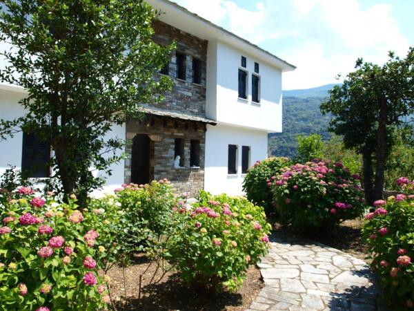 Nella foto è visibile l'oggetto Villa Zina Agios Dimitrios situato nella città di Agios Dimitrios.