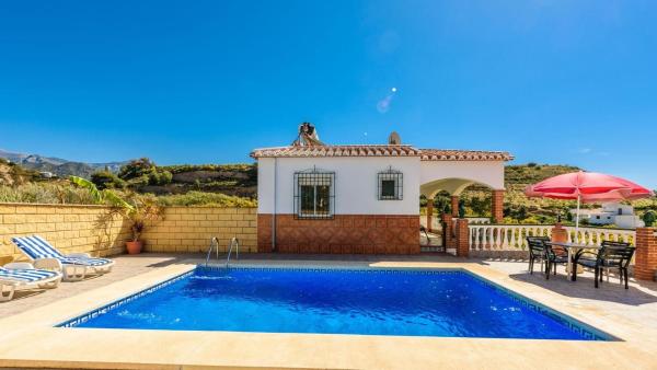 Na fotografii je vidět objekt Villa Eduardo Nerja by Ruralidays nacházející se ve městě Nerja.