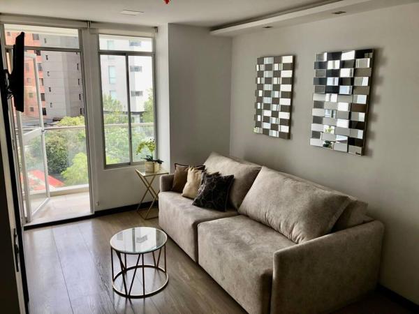 A la foto es mostra l'objecte Suite en la mejor zona de Quito situat a la ciutat de Quito.