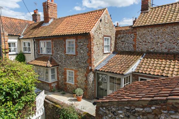 En la foto se muestra el objeto Sea Holly House ubicado en la ciudad de Blakeney.
