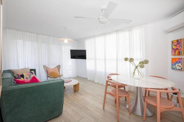 Blush on Broadbeach- beachside and pet friendly, 3rd floor walk upの写真4