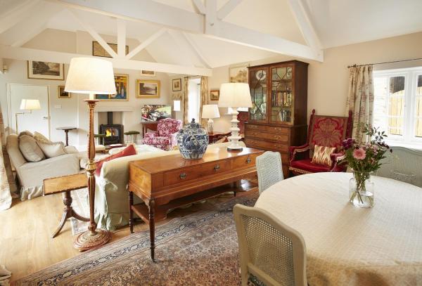 A la foto es mostra l'objecte Coral Cottage situat a la ciutat de Terrington.