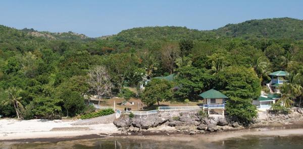 写真にはLarena市にあるKarlsson's Guesthouseが写っています。