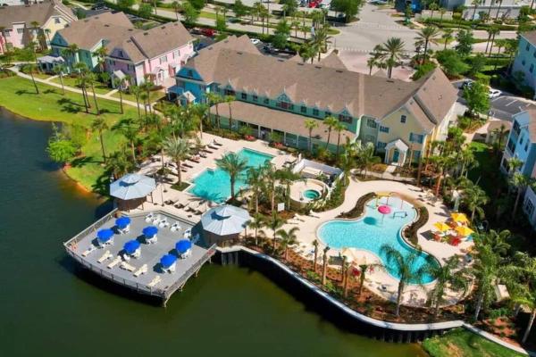 Bilde 1: Nice & Cozy Home - Near Disney & Universal