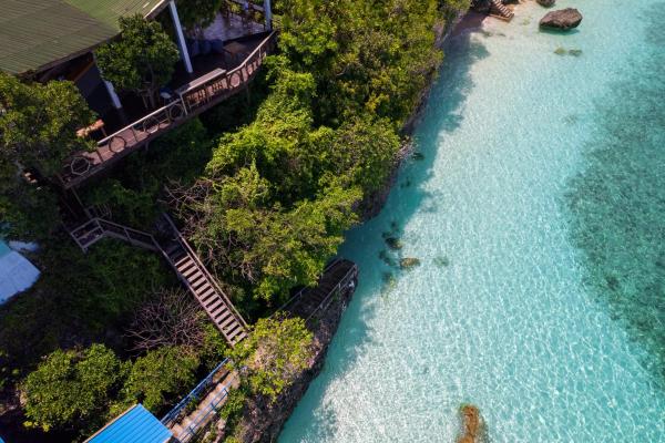 The photo shows the Seascapes Bira located in the city of Lemo Lemo.