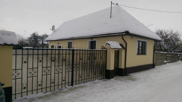 Eva's Little House - Acasă La Tăticul Albinelor - Județul Brașov