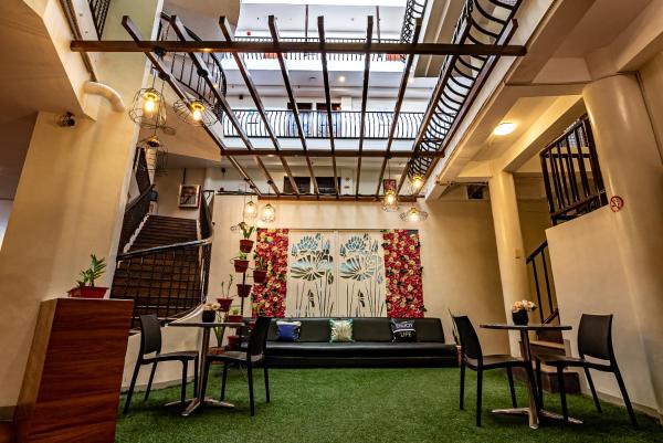 Kiwi Hotel, Cebu