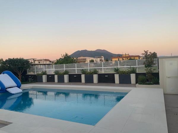 The photo shows the Casa vacanze located in the city of Volla.