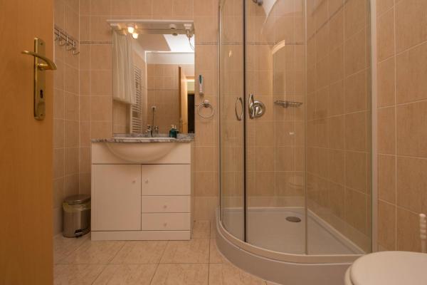 Fotografie 5: 299 - Teljes panorámás közvetlen balatonparti exkluzív apartman