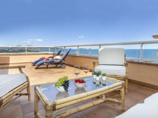 Nella foto è visibile l'oggetto Apartment Golf Mar Atic by Interhome situato nella città di Pals.