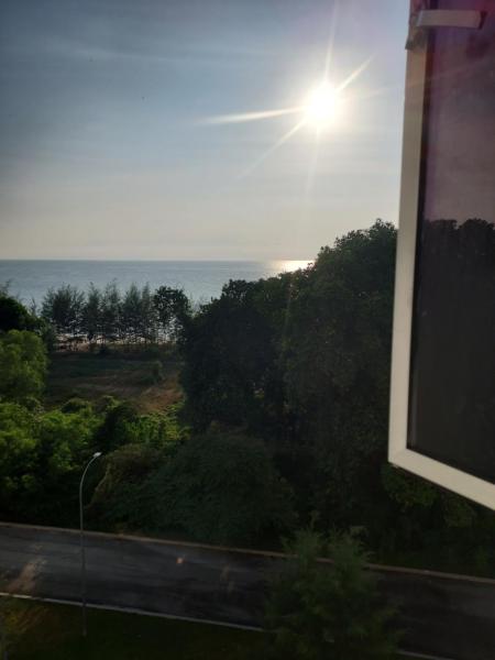 照片显示了位于Kuantan市的Eryns Homestay seaview物件。