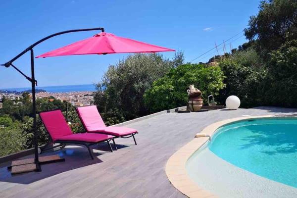A la foto es mostra l'objecte Villa avec piscine et vue magnifique sur Nice situat a la ciutat de Niça.