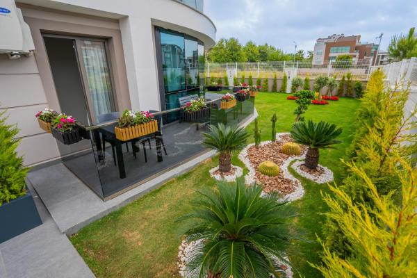 A la foto es mostra l'objecte Letstay Marine Homes situat a la ciutat de Antalya.