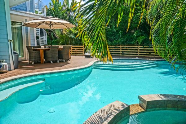 Oasis By The Beach - Anna Maria, FL