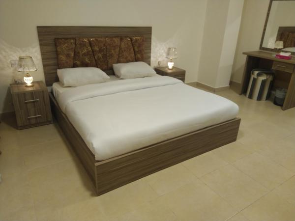 Rayan Hotel Suites
