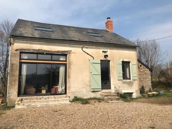 Na foto é possível ver o objeto Les Chaumes en Morvan localizado na cidade de Onlay.