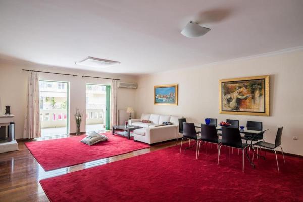 A la foto es mostra l'objecte Spacious 3bedroom Apartment Nafplion situat a la ciutat de Nàuplia.
