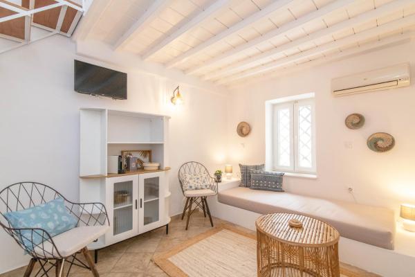 Familierom — 32 m² - Chora 5 - Central Rooms by TinosHost