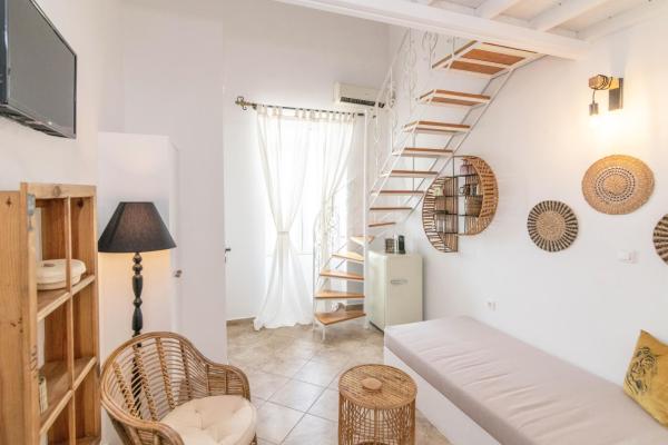 Bilde 8: Chora 5 - Central Rooms by TinosHost