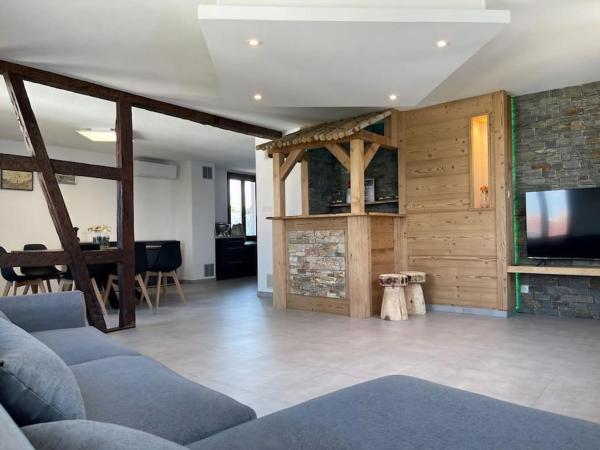 A la foto es mostra l'objecte Gîte du Charme - atypique et chaleureux situat a la ciutat de Mussig.