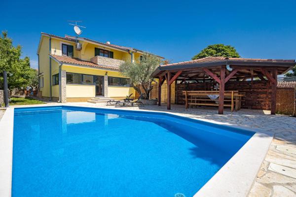 På billedet ses objektet Villa Lara beliggende i byen Rogovići.