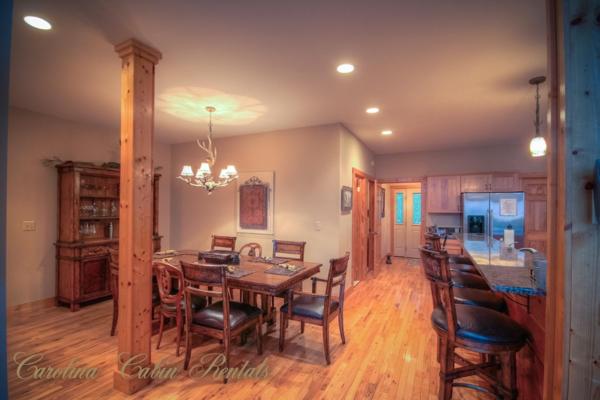 Foto 8: Pinecone Manor