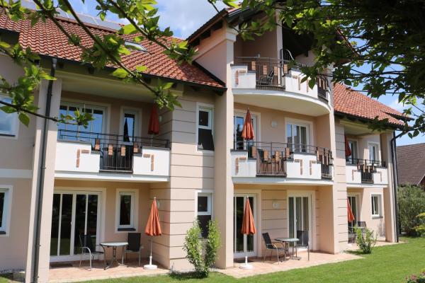 Na fotografii je vidět objekt Appartementhaus Steiger nacházející se ve městě Egglfing.