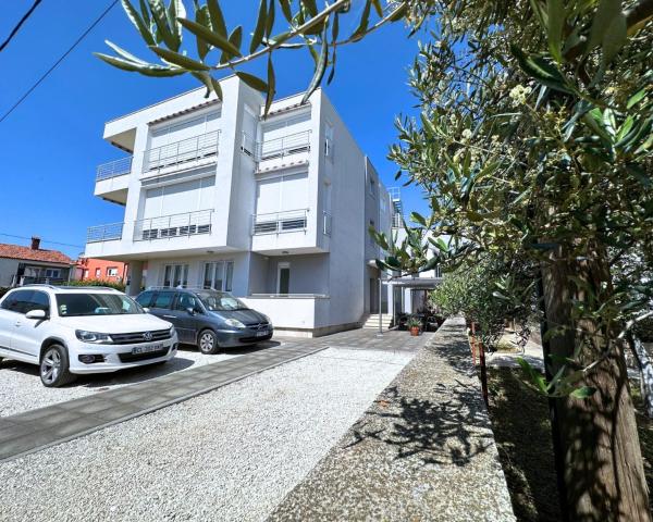 The Martinez Holiday House - Zadar - Zadar