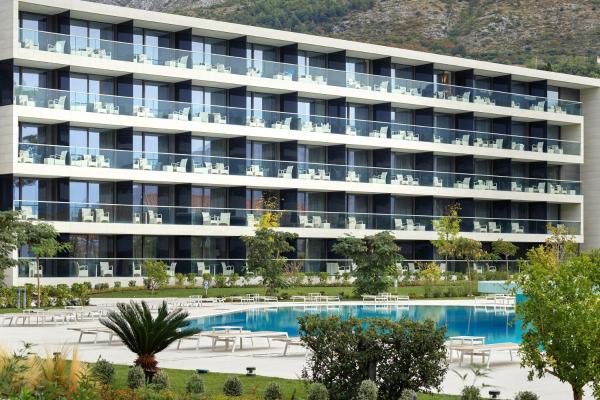 A la foto es mostra l'objecte Sheraton Dubrovnik Riviera Hotel situat a la ciutat de Mlini.