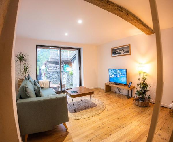 A la foto es mostra l'objecte Maison de Vacances à la montagne situat a la ciutat de Laruns.