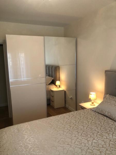 Apartment mit 2 Schlafzimmern — 70 m² - SunshineLiving, Bar