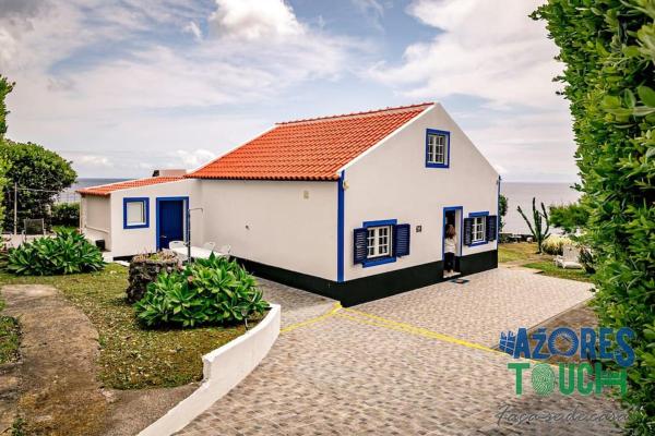 A la foto es mostra l'objecte Casa da Rocha situat a la ciutat de Santa Bárbara.