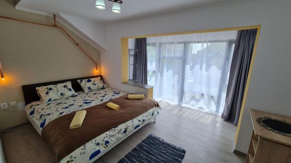 写真にはティミショアラ市にあるPomiculturii Residence 7が写っています。