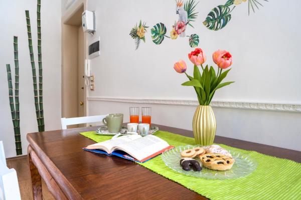 A la foto es mostra l'objecte La Bombetta Cheerful Apartment situat a la ciutat de Bari.