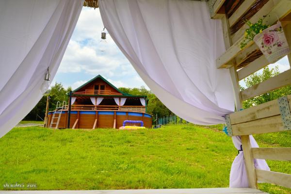 A la foto es mostra l'objecte Kuca za odmor Oblutak situat a la ciutat de Ležimir.