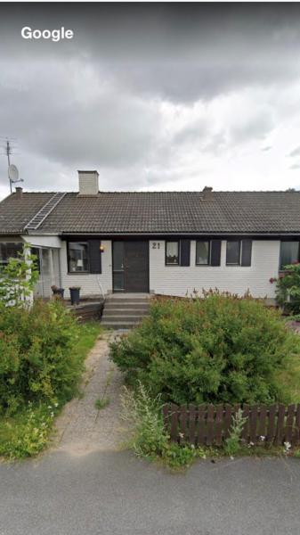 写真にはNorsholm市にあるHel rymlig villa uthyresが写っています。